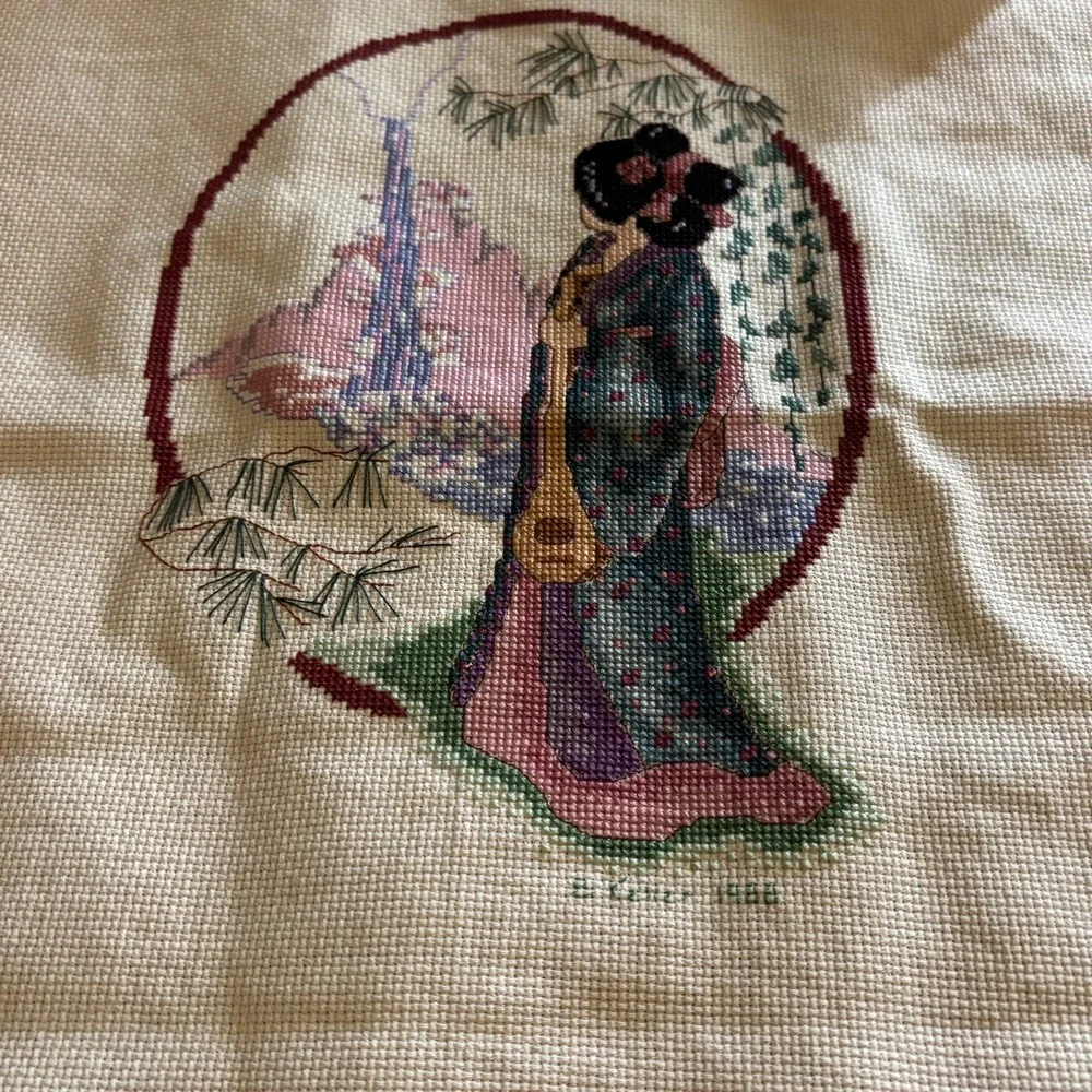 Vintage Cross Stitch Art Japaneese Geisha Kimono Landscape Left Facing 12